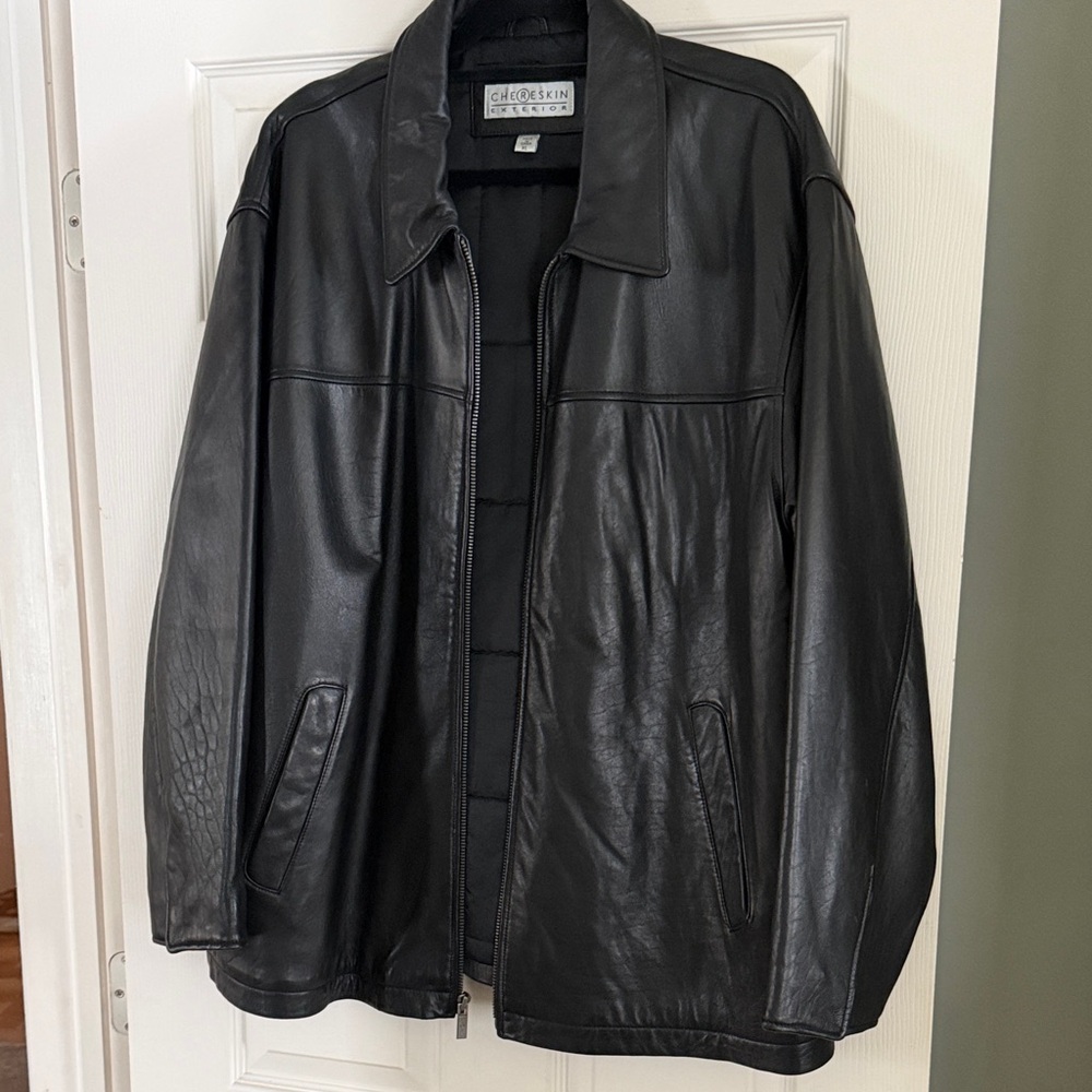 Chokerskin Men’s Black Leather Bomber Jacket